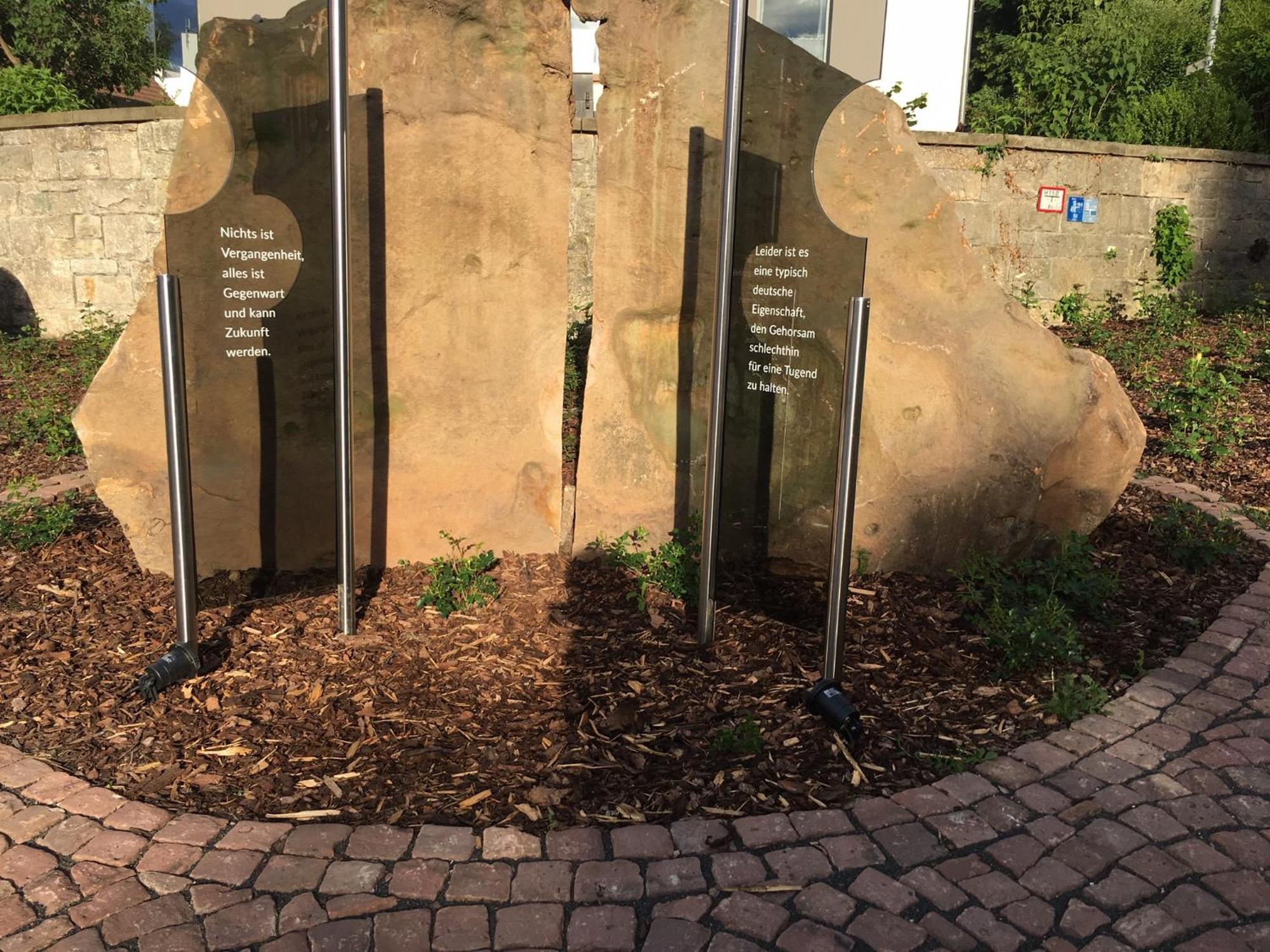 Готель "An Der Lindenberganlage" Мельзунґен Екстер'єр фото